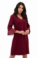 Bordowa Sukienka z Koronkowym Rękawem 3/4 – Elegancka, Klasyczna, Dekolt V